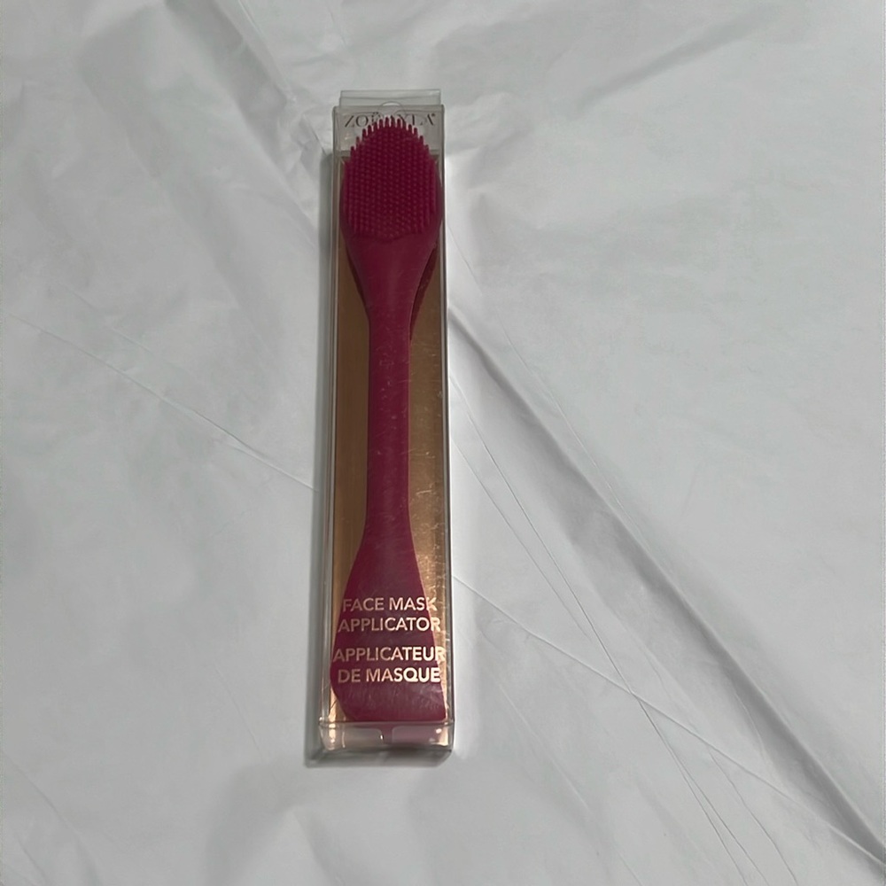 Zoe Ayla face mask applicator nib